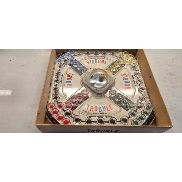 Vintage 1965 Trouble Board Game By Kohner Bros. Pop-O-Matic Chase Game Complete - Picture 3 of 6